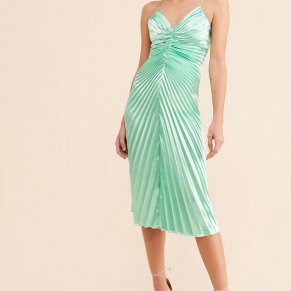 Delfi Mint V Neck Midi Dress - Picture 2 of 3